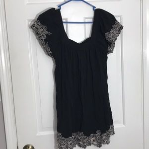 FOREVER 21 Black Flowy Dress